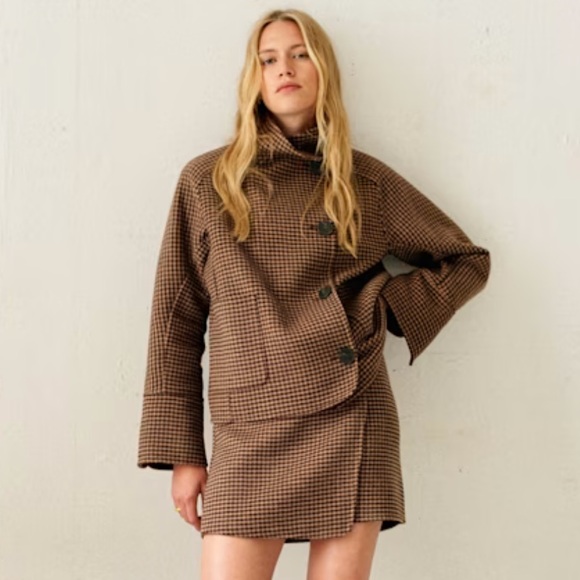 Sezane Brown Houndstooth Blazer - Picture 2 of 3